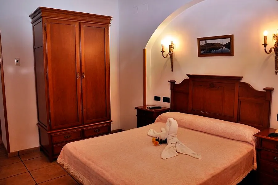 ***  Hotel Alfonso VIII Santa Elena Spain